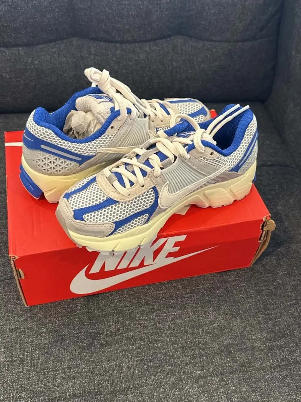 5.5W / 4.5Y - Nike Women's Zoom Vomero 5 Game Royal Pale Ivory Coconut Milk